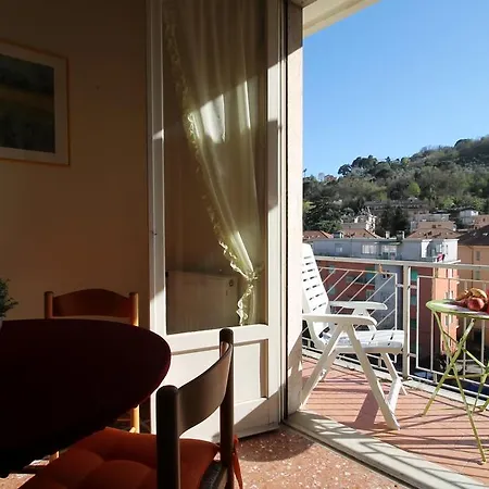 Apartament Tigullio *
